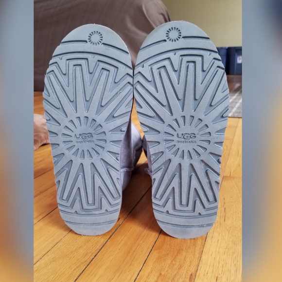 NWOT Ugg Classic Tall Gray Boots - Picture 2 of 7